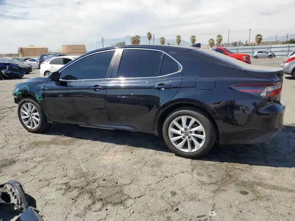 4T1C11AKXNU661532 2022 TOYOTA CAMRY - Image 2