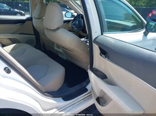 4T1C11AKXNU673907 2022 TOYOTA CAMRY - Image 8