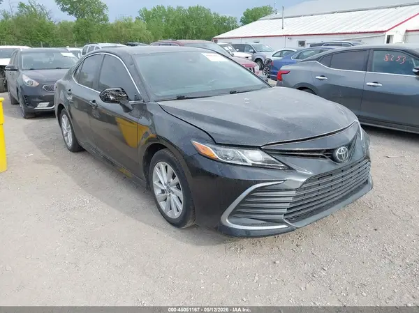 4T1C11AKXNU674314 2022 TOYOTA CAMRY - Image 1
