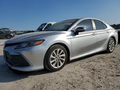 4T1C11AKXNU674944 2022 TOYOTA CAMRY