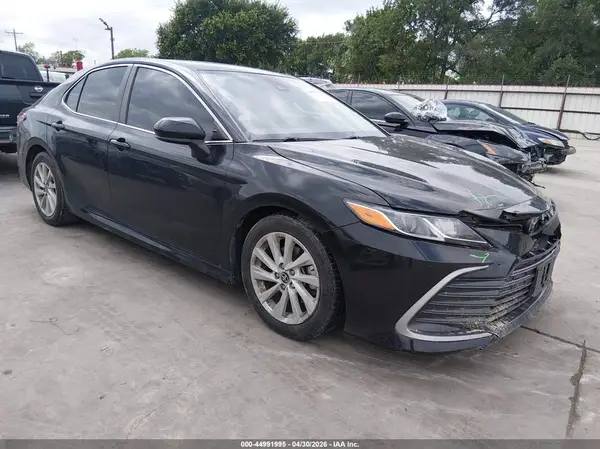 4T1C11AKXNU707540 2022 TOYOTA CAMRY - Image 1