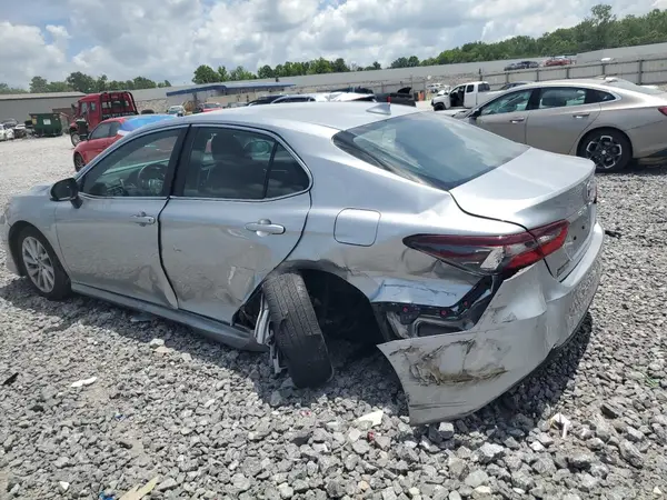 4T1C11AKXNU715248 2022 TOYOTA CAMRY - Image 2