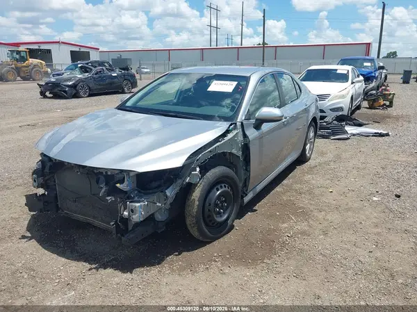 4T1C11AKXNU718778 2022 TOYOTA CAMRY - Image 2