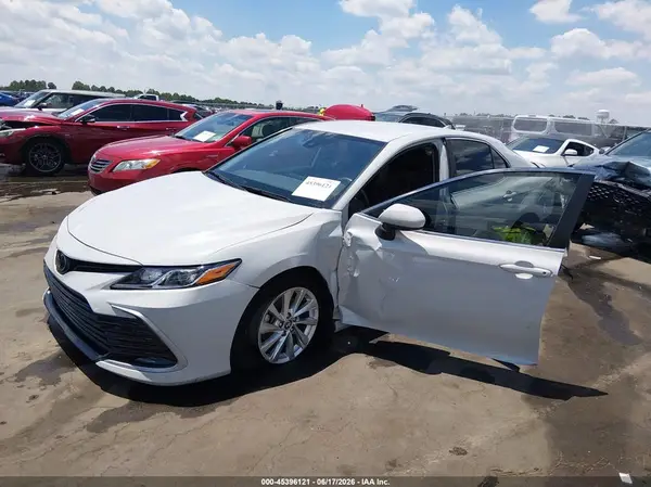 4T1C11AKXPU137820 2023 TOYOTA CAMRY - Image 2