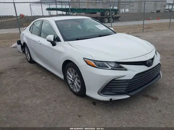 4T1C11AKXPU156125 2023 TOYOTA CAMRY - Image 1