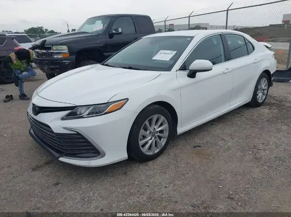 4T1C11AKXPU156125 2023 TOYOTA CAMRY - Image 2