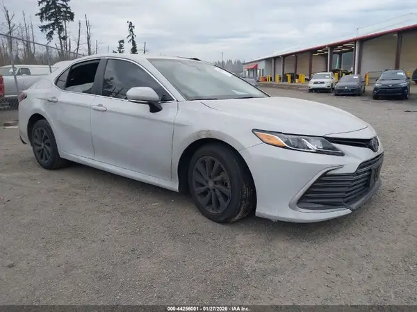 4T1C11AKXPU181395 2023 TOYOTA CAMRY - Image 1