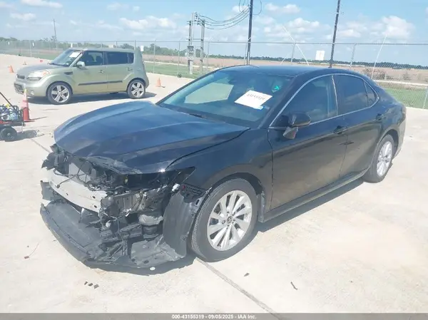 4T1C11AKXPU729038 2023 TOYOTA CAMRY - Image 2