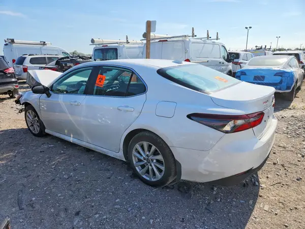 4T1C11AKXPU762296 2023 TOYOTA CAMRY - Image 2