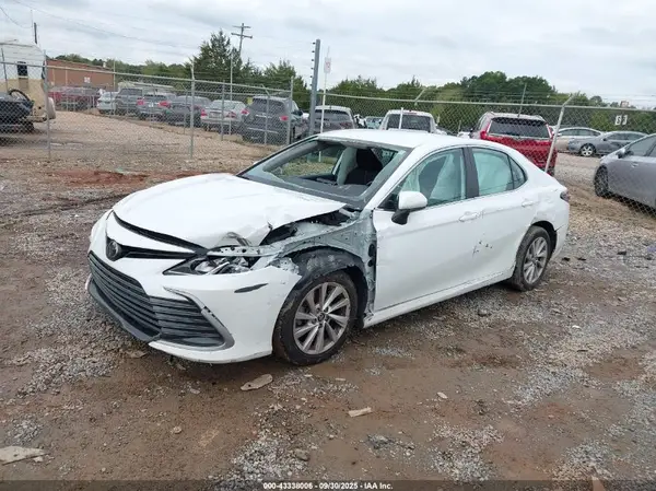 4T1C11AKXPU770849 2023 TOYOTA CAMRY - Image 2
