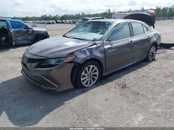4T1C11AKXPU799087 2023 TOYOTA CAMRY - Image 2