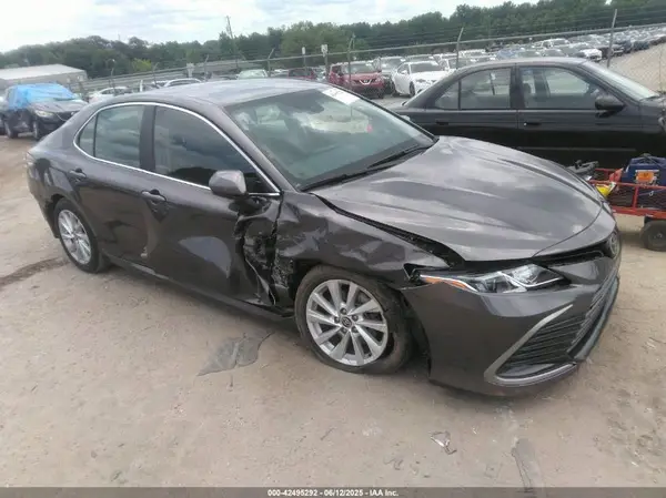 4T1C11AKXPU804255 2023 TOYOTA CAMRY - Image 1