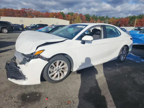4T1C11AKXPU826644 2023 TOYOTA CAMRY - Image 1