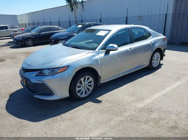 4T1C11AKXPU827941 2023 TOYOTA CAMRY - Image 2
