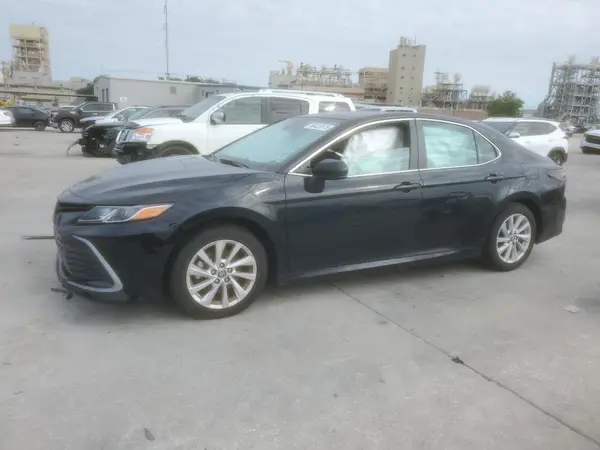 4T1C11AKXPU828104 2023 TOYOTA CAMRY - Image 1