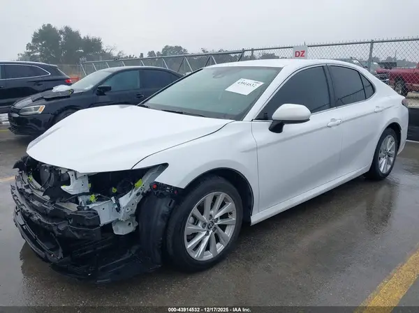 4T1C11AKXPU828426 2023 TOYOTA CAMRY - Image 2