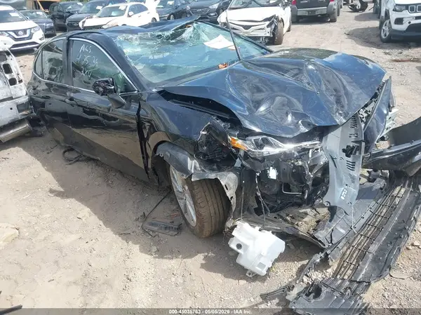 4T1C11AKXPU828698 2023 TOYOTA CAMRY - Image 1