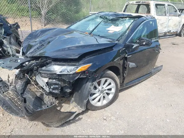 4T1C11AKXPU828698 2023 TOYOTA CAMRY - Image 2