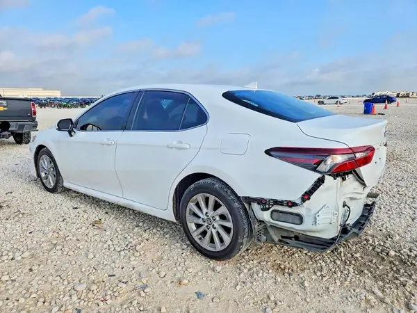 4T1C11AKXPU837000 2023 TOYOTA CAMRY - Image 2