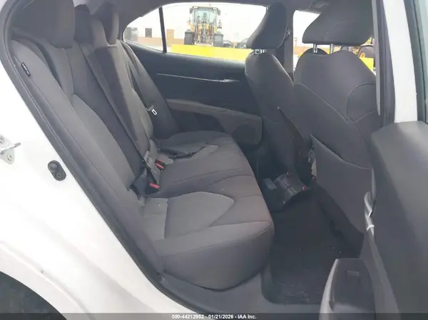 4T1C11AKXRU204189 2024 TOYOTA CAMRY - Image 8