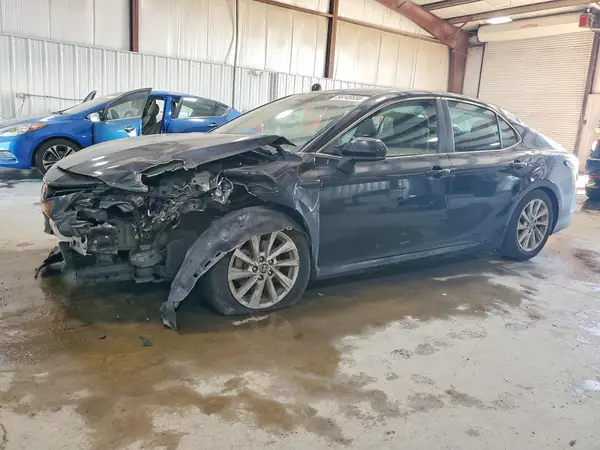 4T1C11AKXRU204628 2024 TOYOTA CAMRY - Image 1