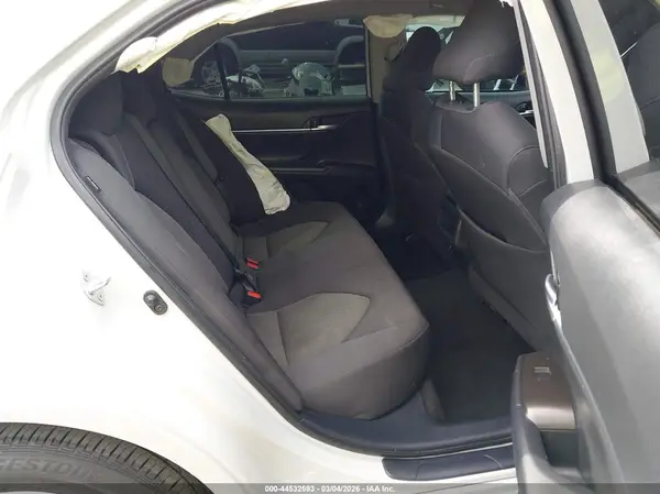 4T1C11AKXRU212423 2024 TOYOTA CAMRY - Image 8