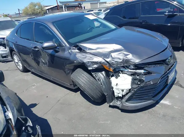 4T1C11AKXRU212700 2024 TOYOTA CAMRY - Image 1