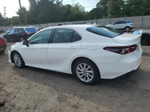 4T1C11AKXRU217136 2024 TOYOTA CAMRY - Image 2