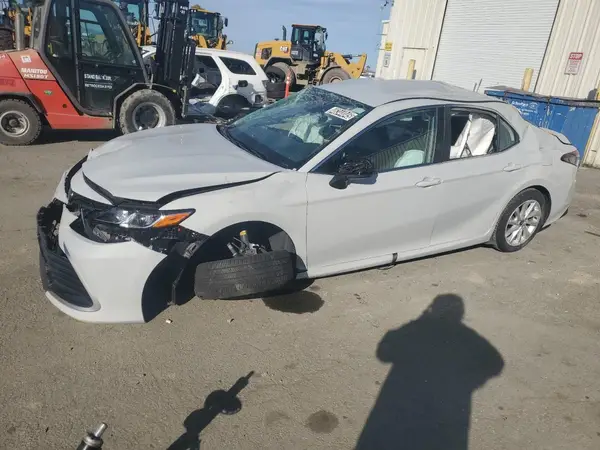 4T1C11AKXRU225253 2024 TOYOTA CAMRY - Image 1