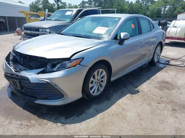 4T1C11AKXRU841907 2024 TOYOTA CAMRY - Image 2