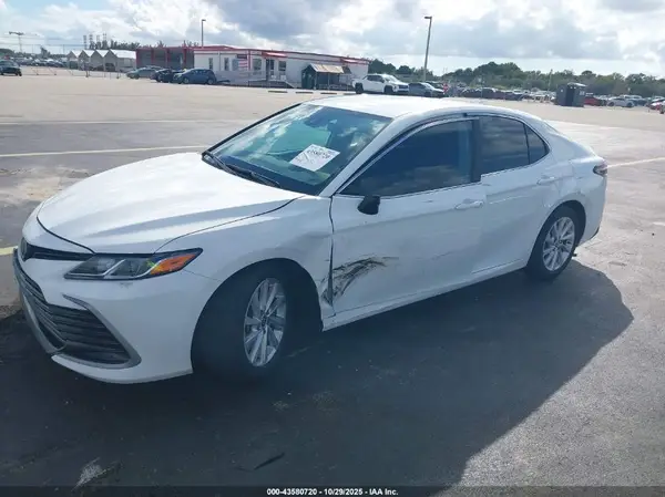 4T1C11AKXRU843155 2024 TOYOTA CAMRY - Image 2