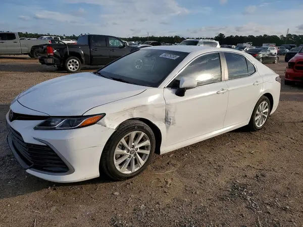 4T1C11AKXRU856987 2024 TOYOTA CAMRY - Image 1