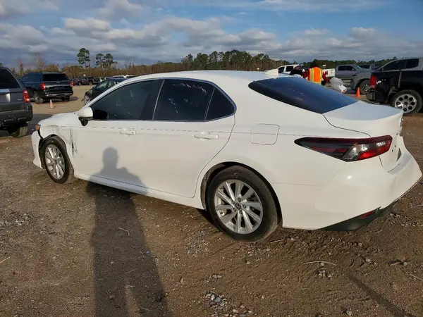 4T1C11AKXRU856987 2024 TOYOTA CAMRY - Image 2