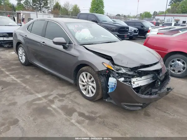 4T1C11AKXRU859338 2024 TOYOTA CAMRY - Image 1