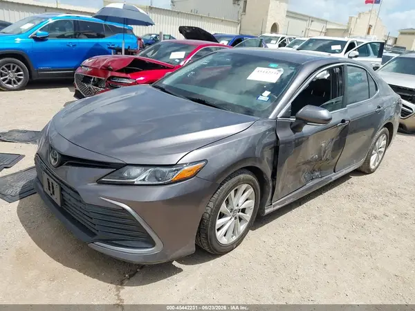 4T1C11AKXRU862241 2024 TOYOTA CAMRY - Image 2