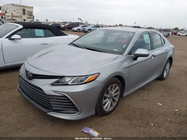 4T1C11AKXRU862577 2024 TOYOTA CAMRY - Image 2