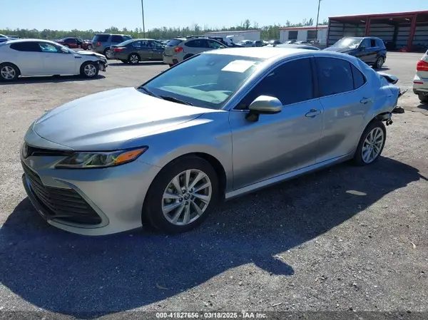 4T1C11AKXRU869609 2024 TOYOTA CAMRY - Image 2