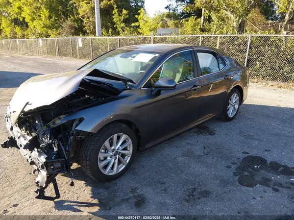 4T1C11AKXRU870825 2024 TOYOTA CAMRY - Image 2
