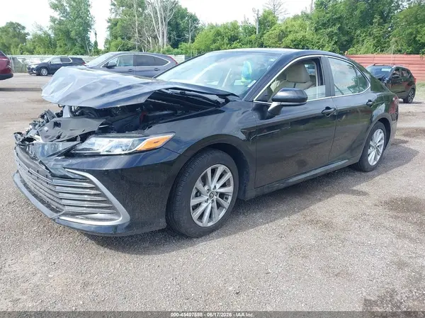 4T1C11AKXRU873630 2024 TOYOTA CAMRY - Image 2