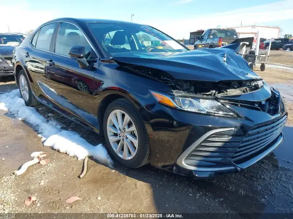 4T1C11AKXRU890671 2024 TOYOTA CAMRY - Image 1