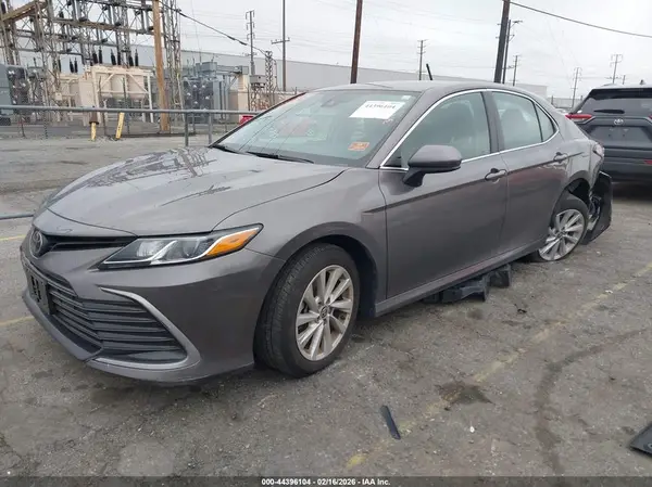 4T1C11AKXRU891206 2024 TOYOTA CAMRY - Image 2