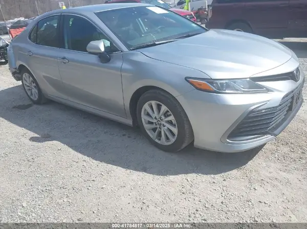4T1C11AKXRU899113 2024 TOYOTA CAMRY - Image 1