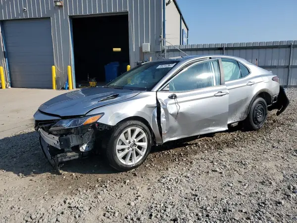 4T1C11AKXRU901863 2024 TOYOTA CAMRY - Image 1