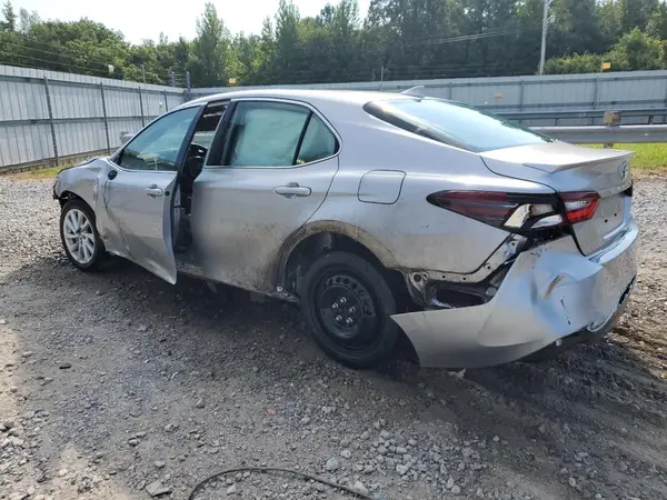 4T1C11AKXRU901863 2024 TOYOTA CAMRY - Image 2