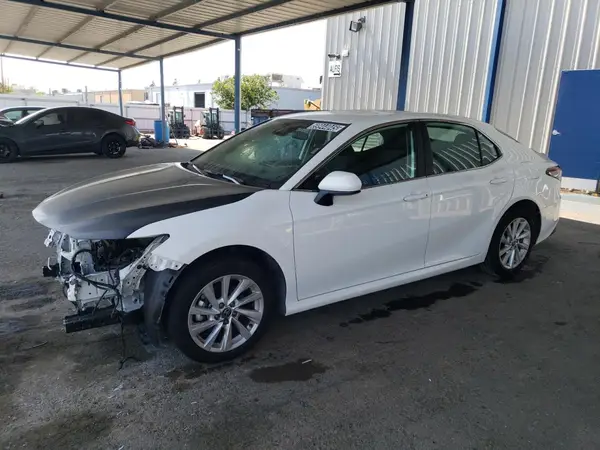 4T1C11AKXRU903693 2024 TOYOTA CAMRY - Image 1