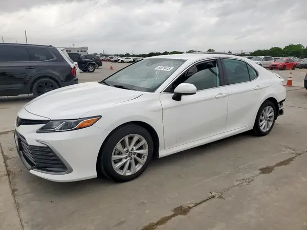 4T1C11AKXRU917691 2024 TOYOTA CAMRY - Image 1