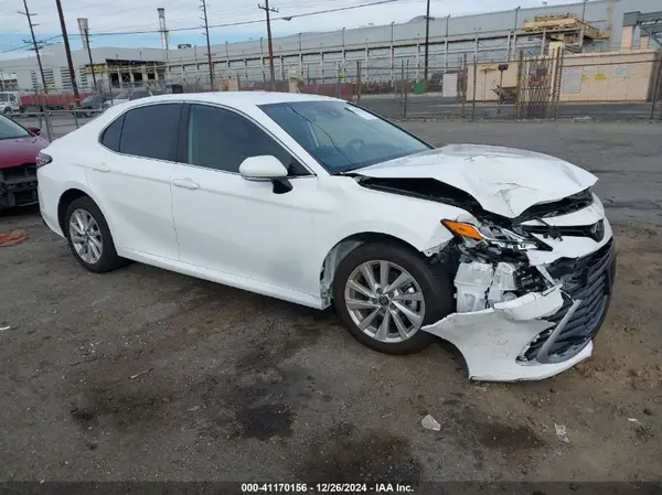 4T1C11AKXRU917982 2024 TOYOTA CAMRY - Image 1