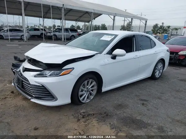 4T1C11AKXRU917982 2024 TOYOTA CAMRY - Image 2