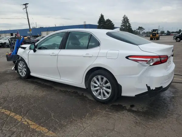 4T1C11BK0LU002760 2020 TOYOTA CAMRY - Image 2