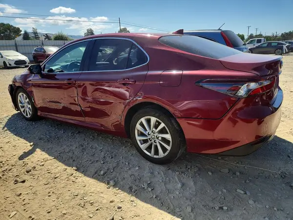 4T1C11BK0MU021374 2021 TOYOTA CAMRY - Image 2